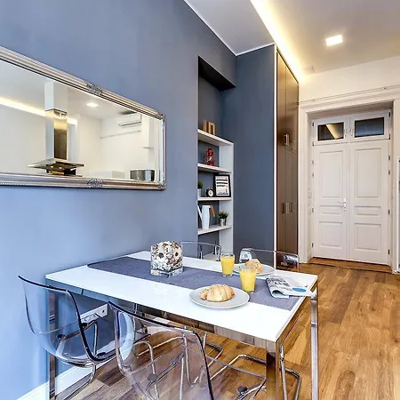 Opera Апартаменты *